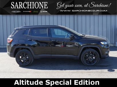 New 2025 Jeep Compass Latitude w/ Convenience Group