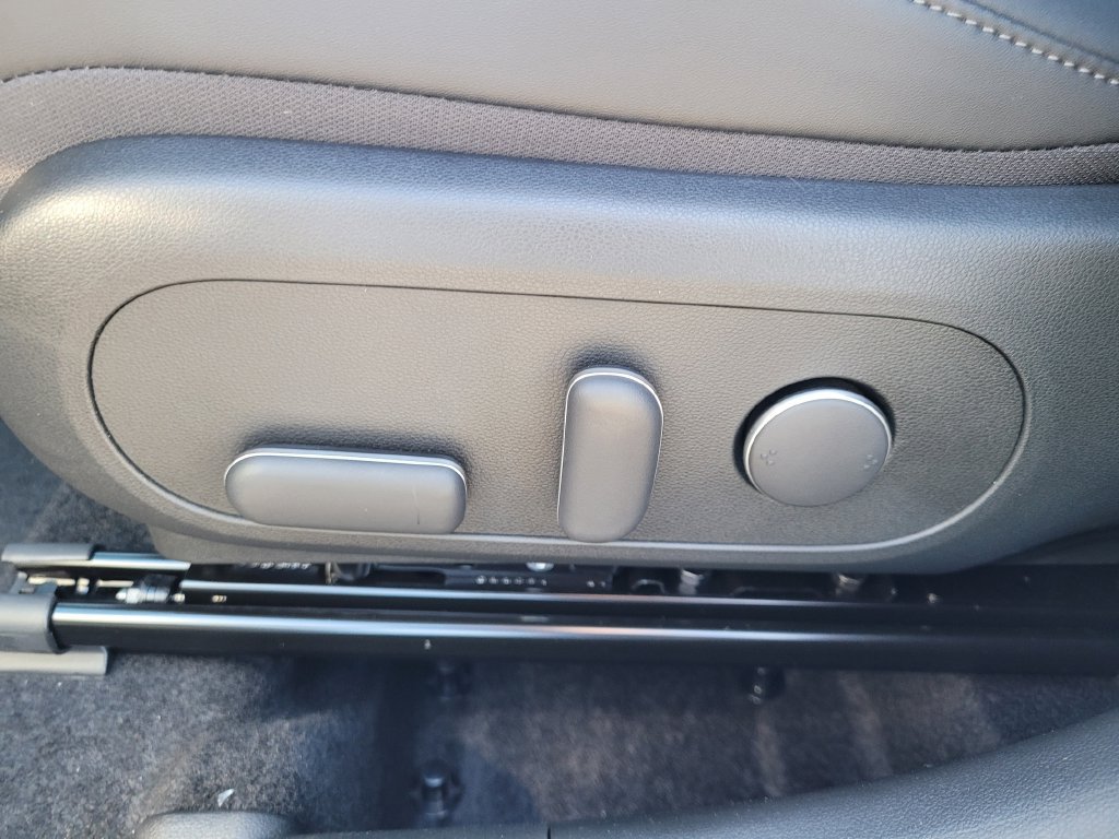 New 2027 Hyundai Kona Limited AWD/4WD image 14