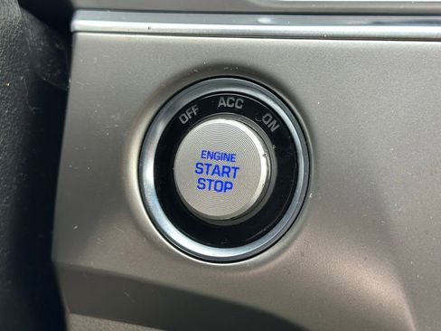 Used 2016 Hyundai Sonata SE image 29