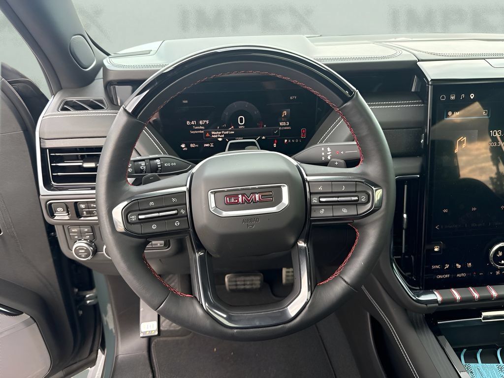 Used 2025 GMC Yukon XL AT4 Ultimate AWD/4WD image 13