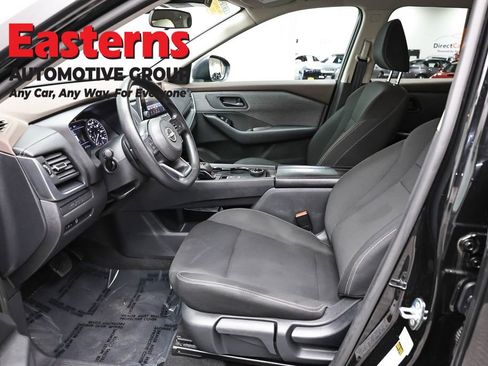 Used 2023 Nissan Rogue S AWD/4WD image 14