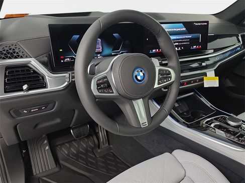 New 2026 BMW X5 xDrive50e w/ M Sport Package image 16