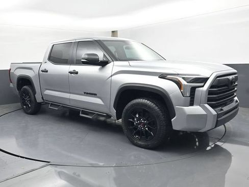 Used 2024 Toyota Tundra SR5 w/ SR5 Convenience Package AWD/4WD image 2