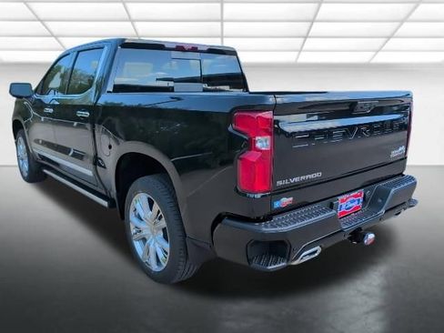 New 2026 Chevrolet Silverado 1500 High Country AWD/4WD image 2