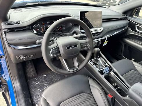 New 2026 Jeep Compass Latitude AWD/4WD image 20