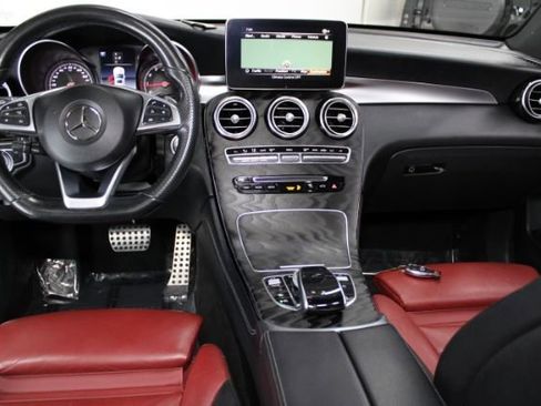 Used 2018 Mercedes-Benz GLC 300 4MATIC w/ AMG Line image 2