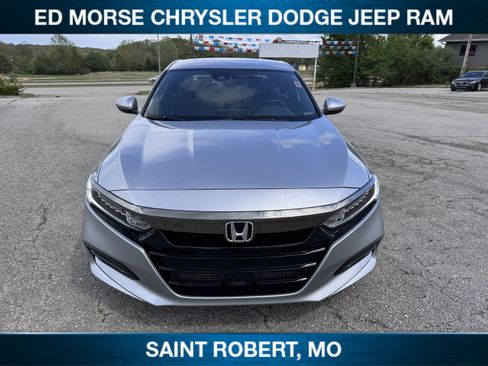 Used 2019 Honda Accord Sport image 2
