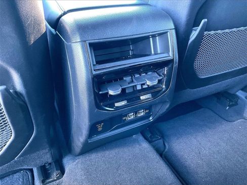 Used 2023 Jeep Grand Cherokee Altitude image 26