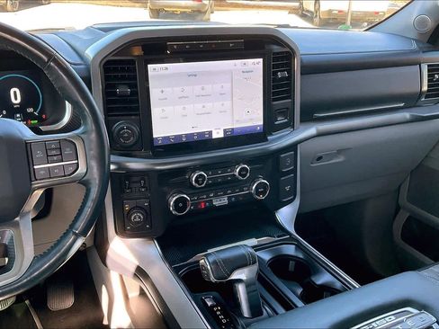 Used 2022 Ford F150 Limited image 6