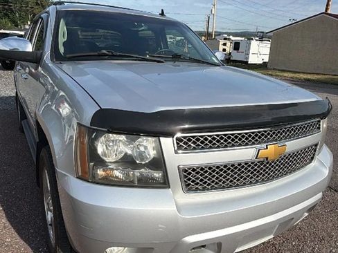 Used 2012 Chevrolet Avalanche LTZ AWD/4WD image 26