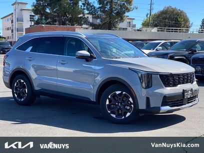 New 2026 Kia Sorento S w/ S Panoramic Sunroof Package