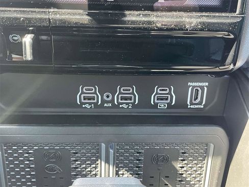 New 2026 RAM 1500 Laramie w/ Night Edition image 20