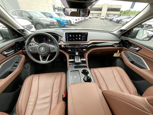 Certified 2026 Acura MDX SH-AWD w/ Technology Package image 8