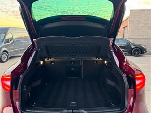 Used 2017 Maserati Levante S AWD/4WD image 32