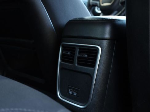 Used 2016 Dodge Charger R/T image 17