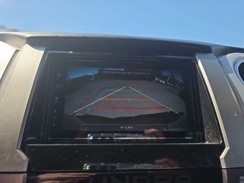 Used 2018 Toyota Tundra Limited w/ Limited Premium Package image 33