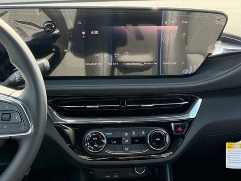 New 2026 Buick Envista Sport Touring FWD image 16