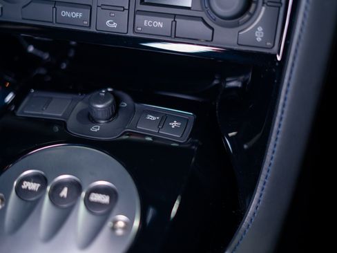 Used 2013 Lamborghini Gallardo LP 550-2 RWD image 7