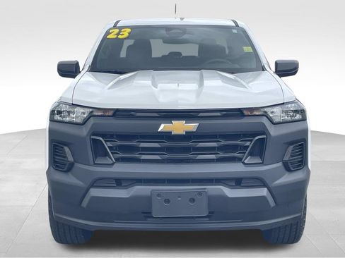 Used 2023 Chevrolet Colorado W/T w/ LPO, Pro Essentials Package RWD image 9