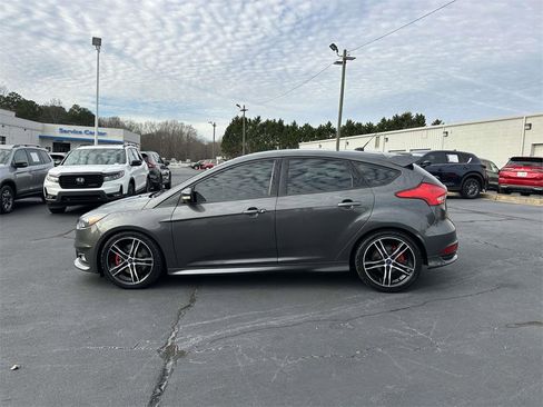 Used 2015 Ford Focus ST w/ Equipment Group 402A image 21