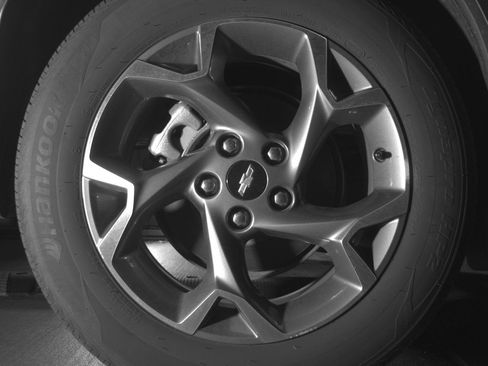Used 2025 Chevrolet Trax LT w/ LT Convenience Package FWD image 15