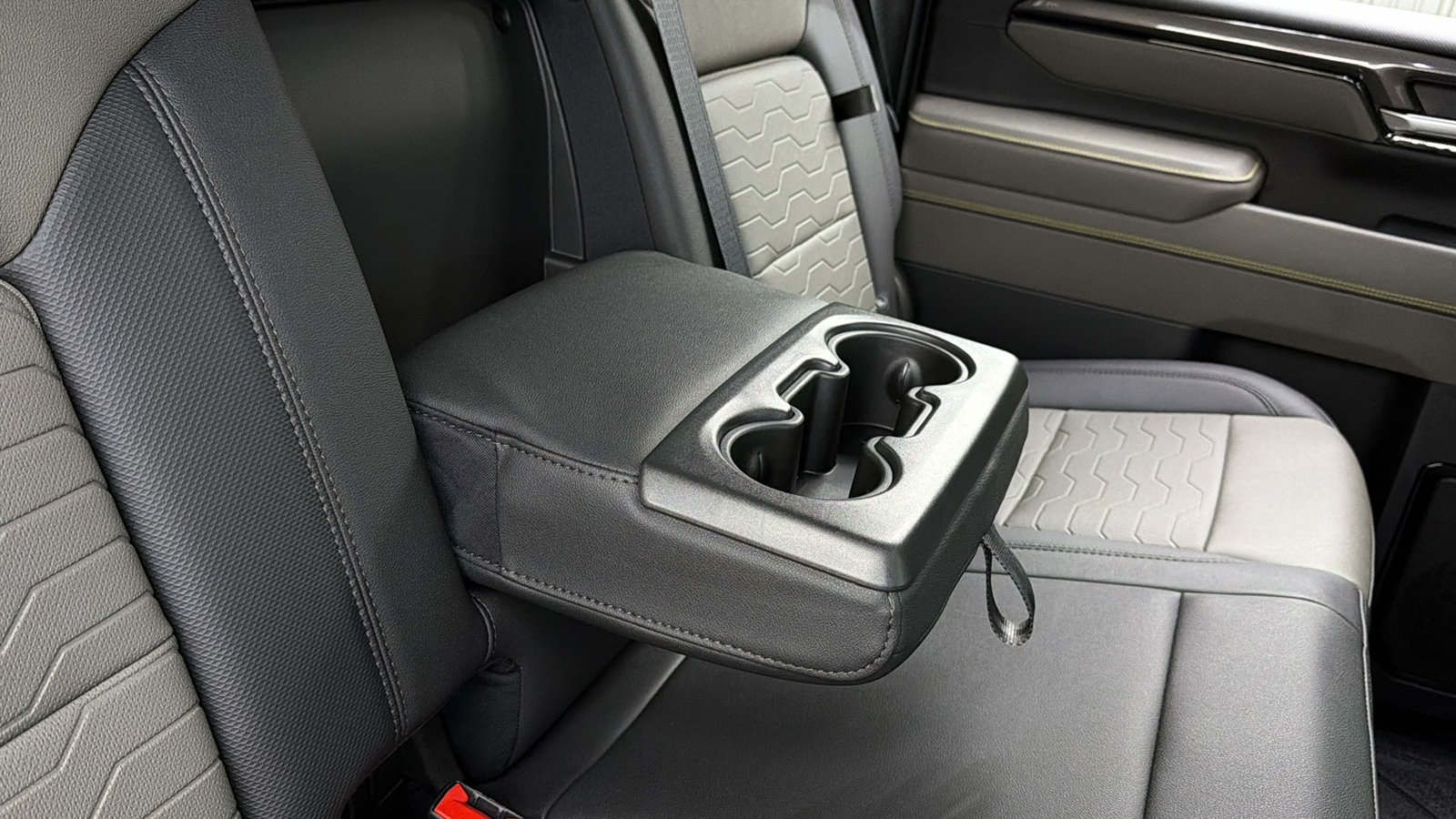 Used 2026 Chevrolet Silverado 2500 ZR2 w/ LPO, Dark Essentials Package AWD/4WD image 43