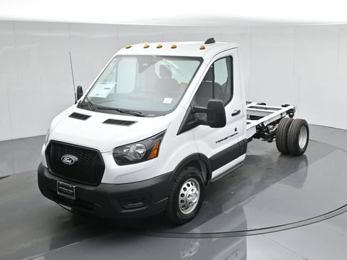 New 2026 Ford Transit 350 RWD image 28