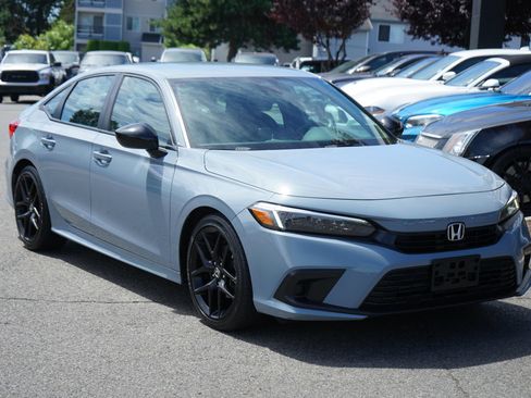 Used 2023 Honda Civic Sport image 7