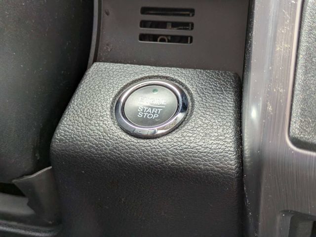 Used 2019 Ford Expedition Platinum RWD image 32