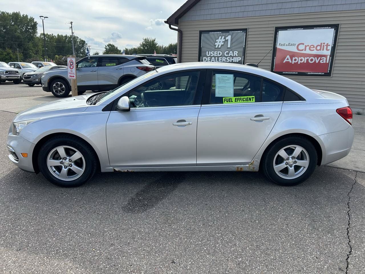 Used 2016 Chevrolet Cruze LT FWD image 8