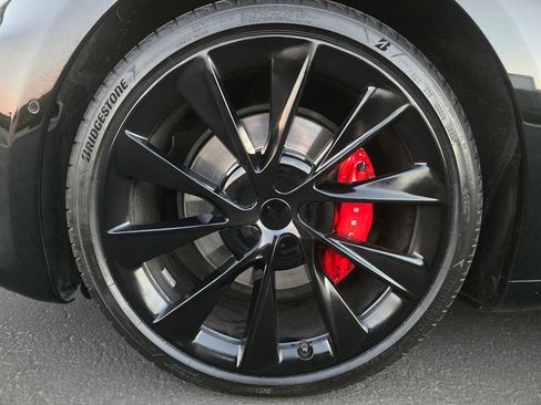 Used 2019 Tesla Model S Performance image 14