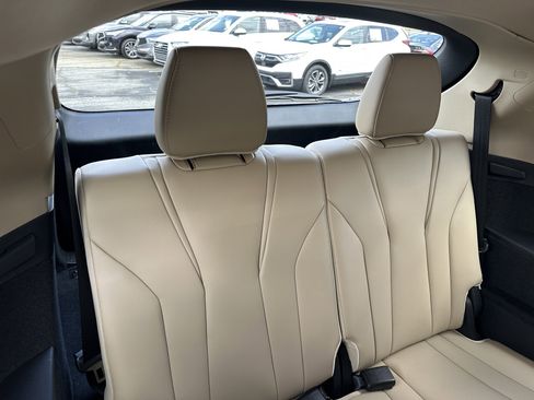 Certified 2025 Acura MDX FWD w/ Technology Package image 19