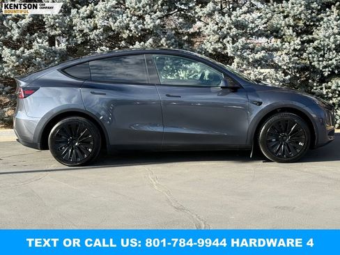 Used 2023 Tesla Model Y Long Range image 11