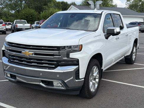 Used 2019 Chevrolet Silverado 1500 LTZ w/ Technology Package RWD image 3
