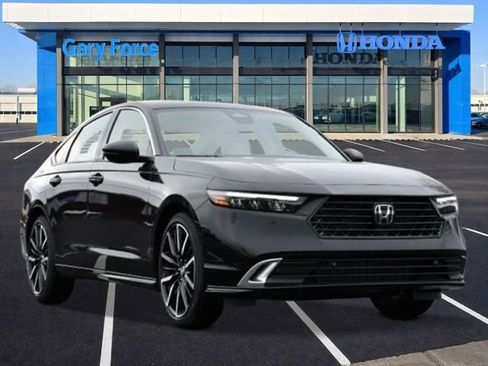 New 2026 Honda Accord Touring image 7