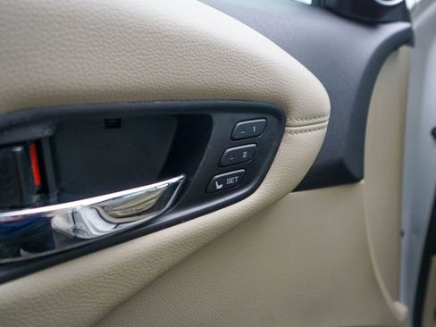 Used 2017 Acura RDX Technology Package image 18