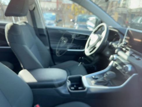 Used 2025 Toyota RAV4 LE image 10