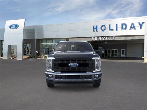 New 2025 Ford F250 XL w/ XL Chrome Package image 6