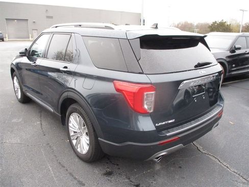 Used 2023 Ford Explorer Limited w/ Limited Technology Package image 3