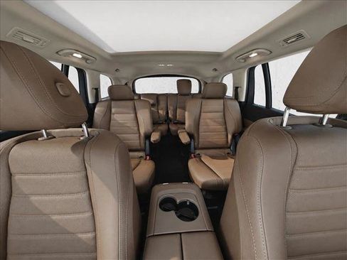 Used 2024 Mercedes-Benz GLS 580 4MATIC image 22
