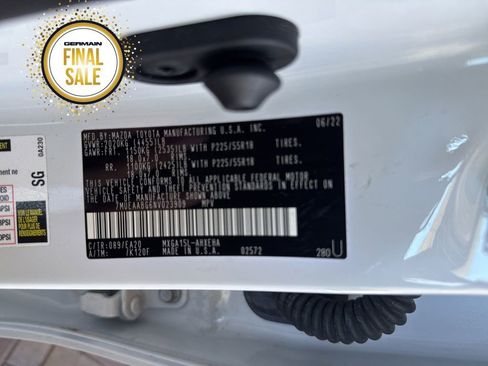 Certified 2022 Toyota Corolla Cross XLE image 19