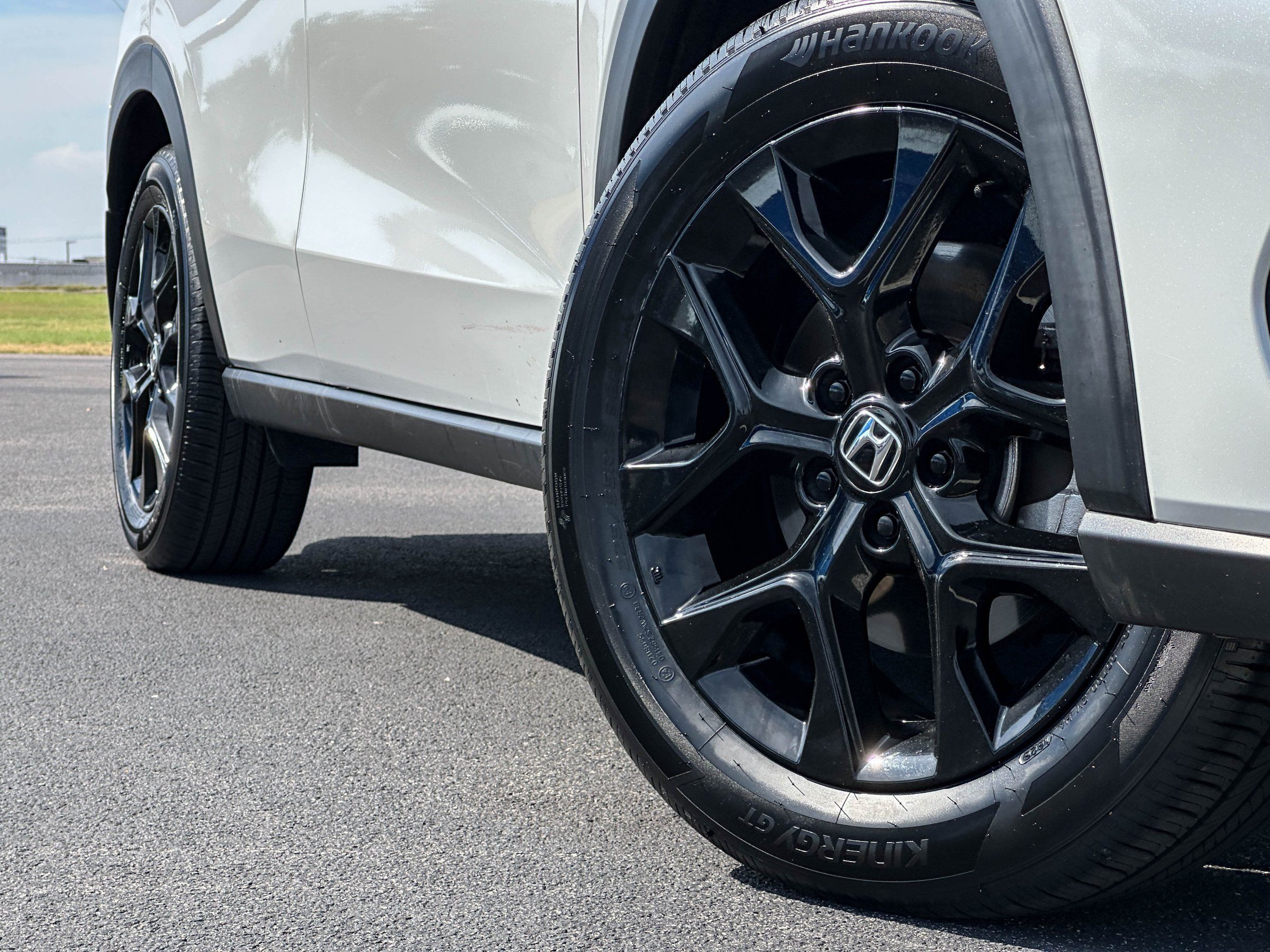 Certified 2025 Honda HR-V Sport image 3