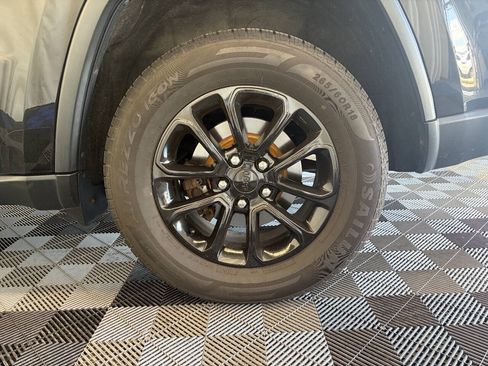Used 2014 Jeep Grand Cherokee Limited RWD image 27