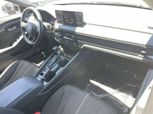 Used 2023 Honda Accord Sport image 27