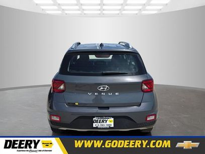 Used 2025 Hyundai Venue SEL