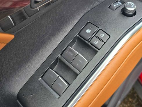 New 2026 Toyota Highlander Platinum image 26