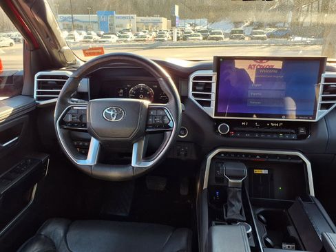 Used 2023 Toyota Tundra Platinum image 8