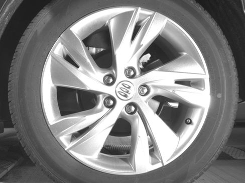 Used 2025 Buick Encore GX Preferred FWD image 17
