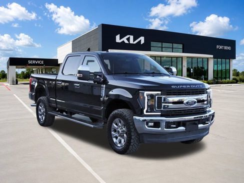 Used 2017 Ford F250 King Ranch w/ Chrome Package AWD/4WD image 3