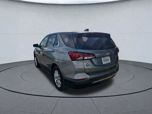 Used 2024 Chevrolet Equinox LT image 3
